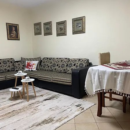Appartamento Blossom Balcony Tirana
